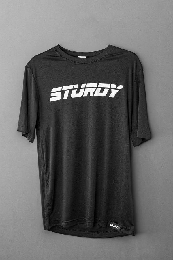 STURDY PERFORMANCE TEE